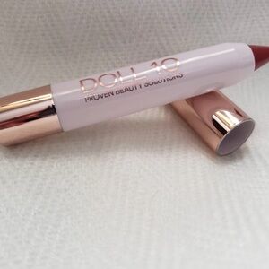 Doll 10 Lipstick - Hit Snooze New no box